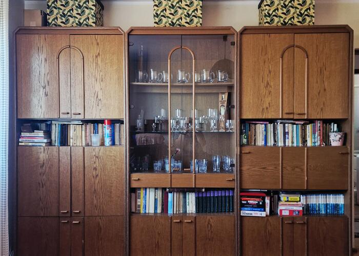 Grajewo ogłoszenia: Meblościanka trzysegmentowa. Witryna podświetlana. Posiada ślady...